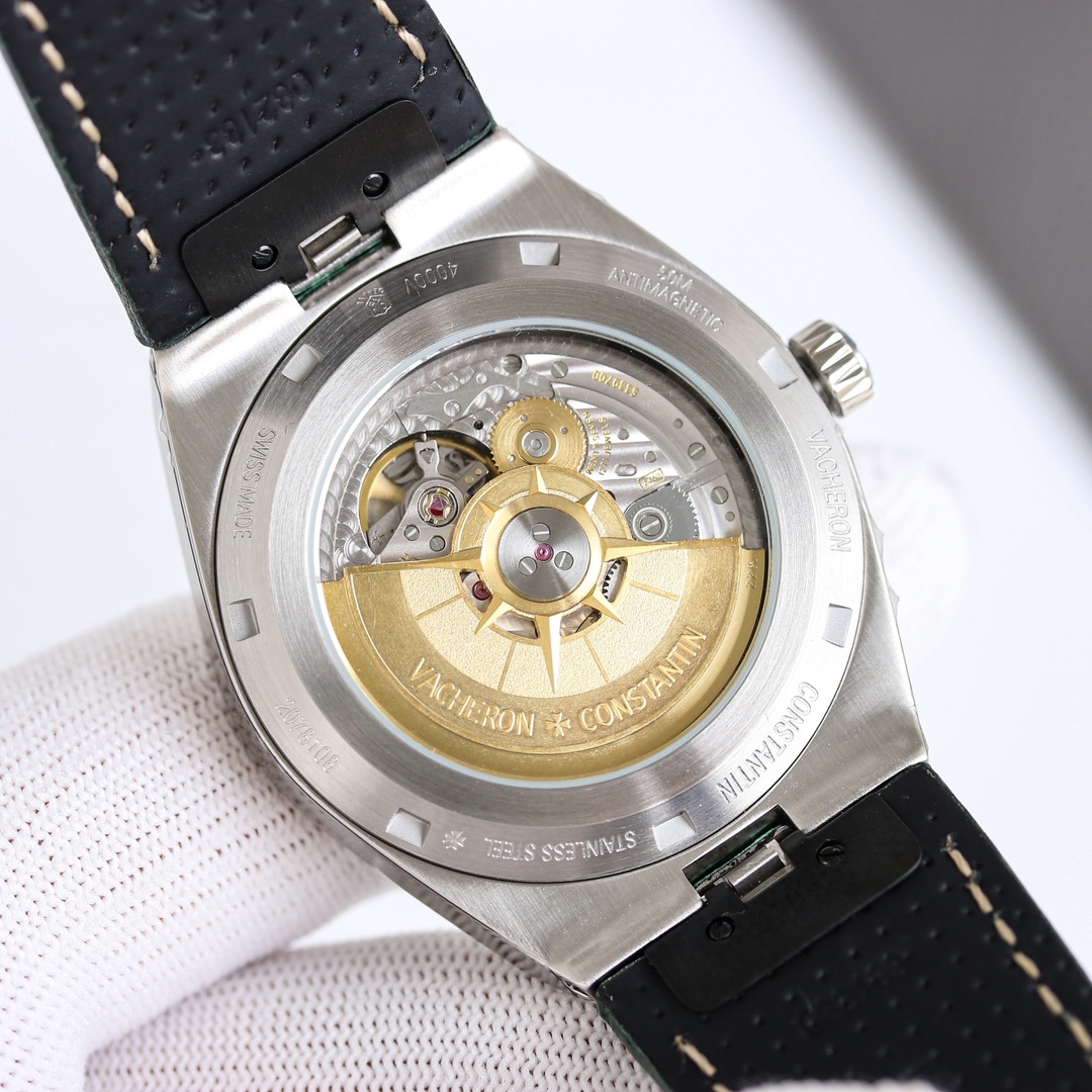 ヴァシュロン・コンスタンタン［Vacheron Constantin］Overseas Moon Phase Retrograde 腕時計41MM