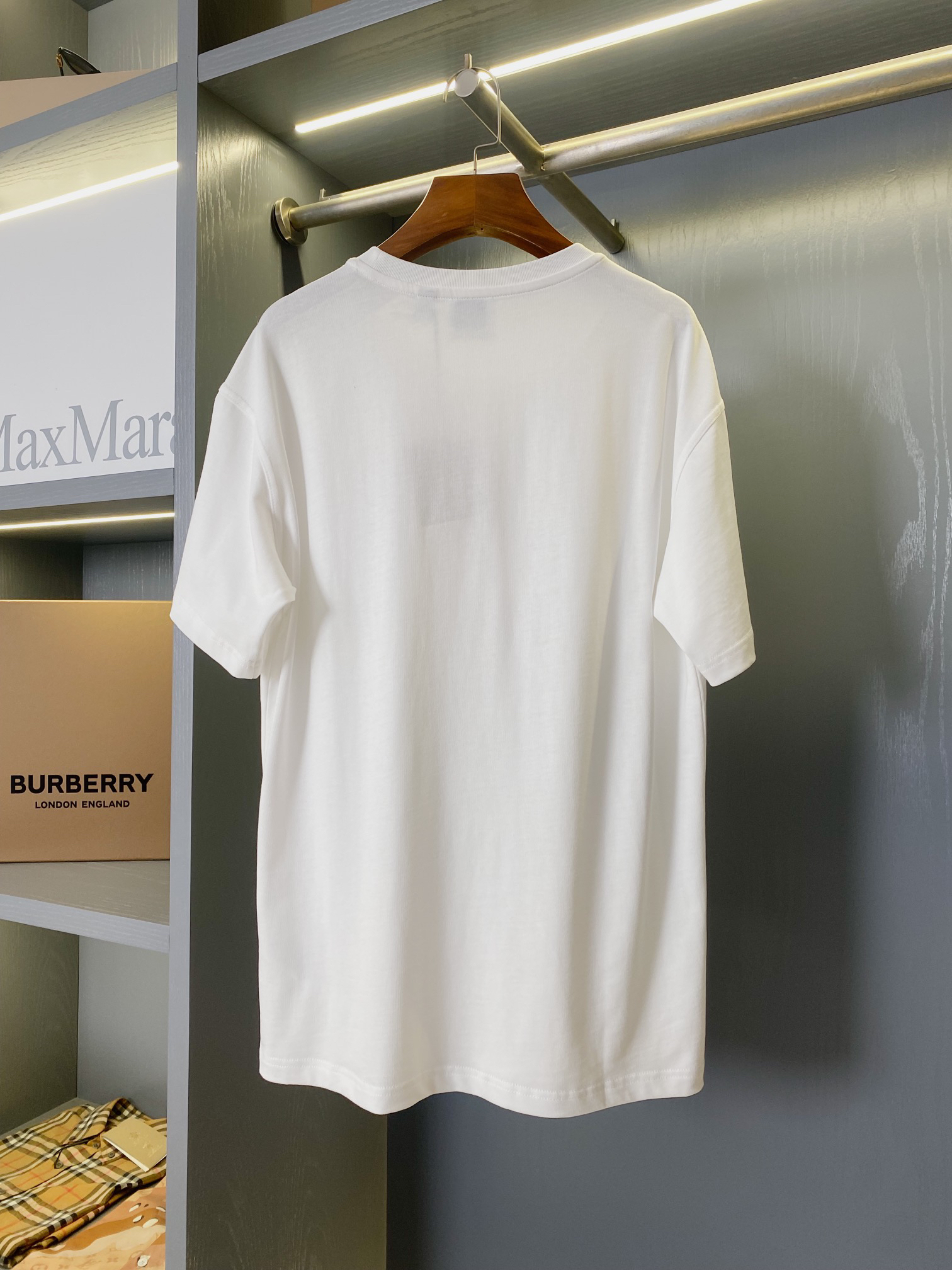 バーバリー「Burberry」ベア モノグラム プリント Tシャツ