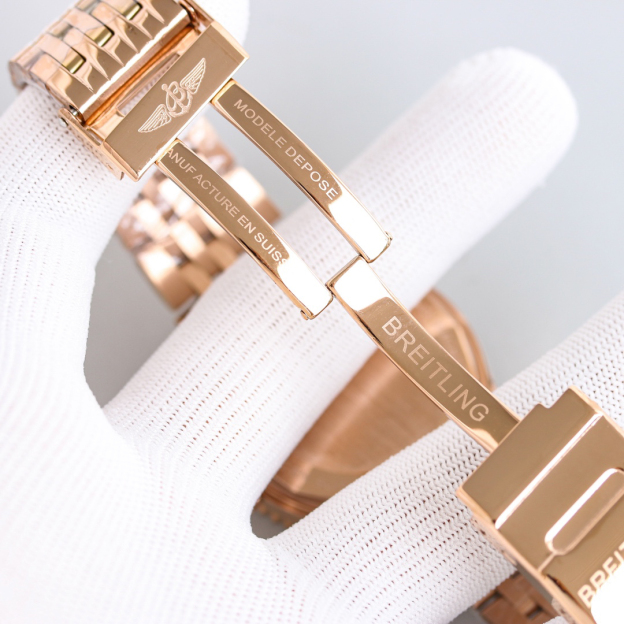 ブライトリング［Breitling］ナビタイマー1 シリーズ オートマティック41MM 腕時計