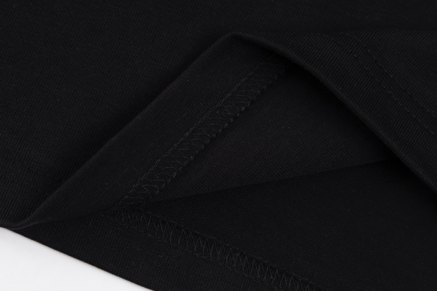 サンローラン「Saint Laurent」カラフルグラフィティロゴ ショートスリーブTシャツ