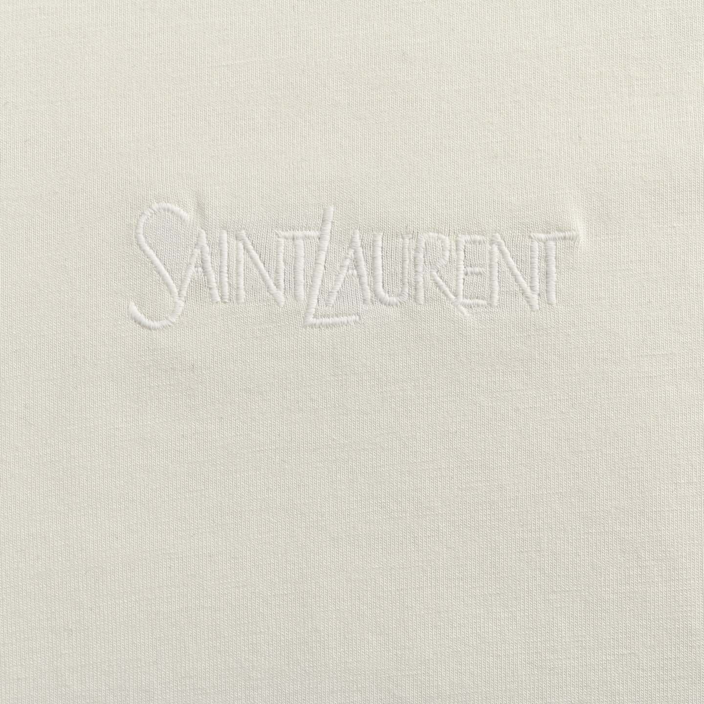 サンローラン「Saint Laurent」チェストロゴ エンブロイダリー Tシャツ