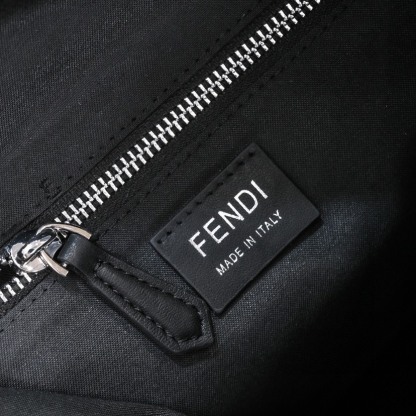 フェンディ「Fendi」 ストライク メンズ ラージ バックパック-ISETAN PRESTIGE CURATED