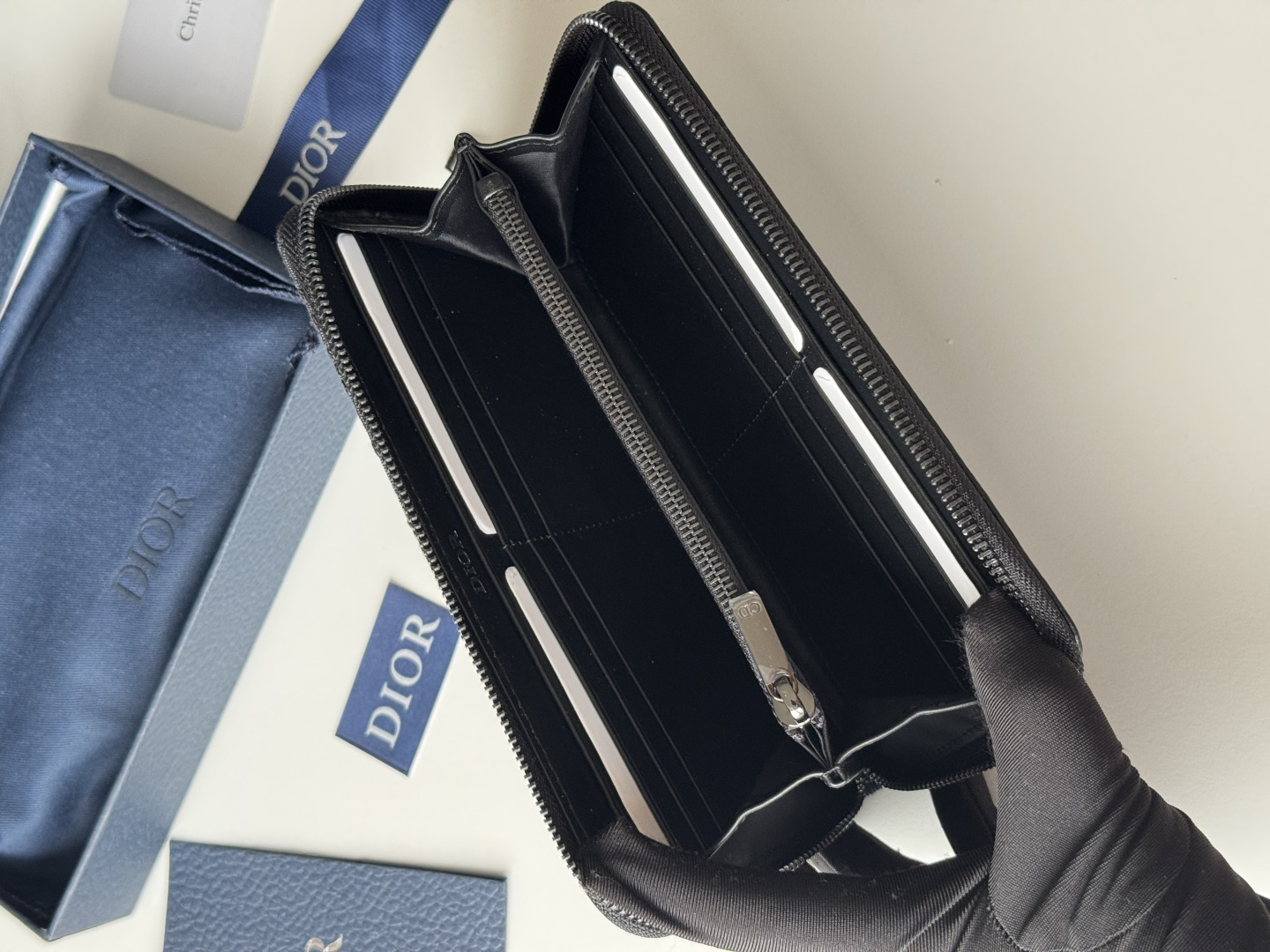 ディオール「Dior」ジップアラウンド ロングウォレット