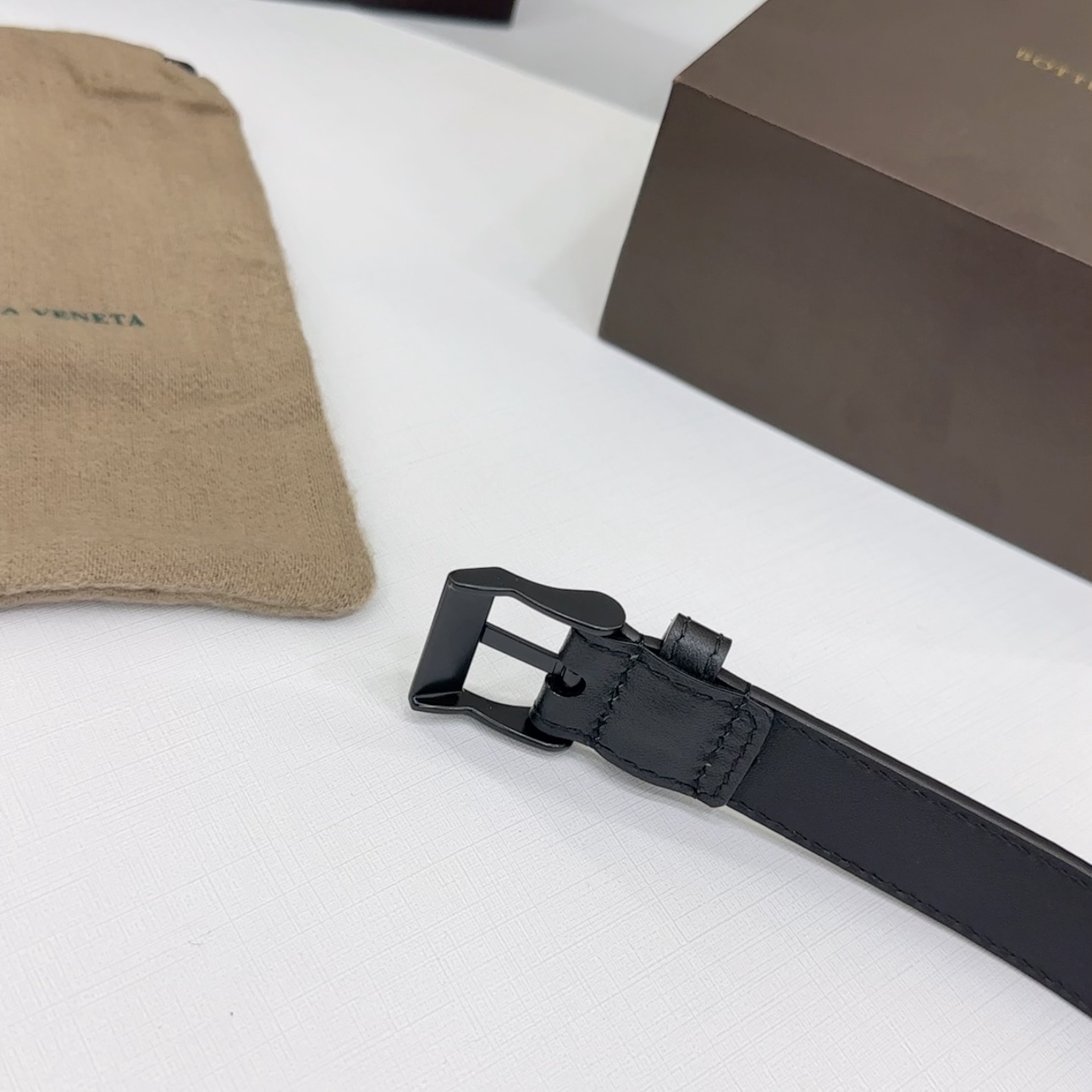 ボッテガ ヴェネタ「Bottega Veneta」 レディース ファッションベルト ダブルフェイスレザー100CM