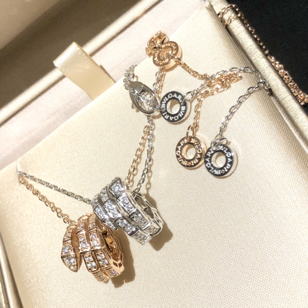 ブルガリ「Bvlgari」Serpenti Viper ダイヤモンドペンダントネックレス25mm