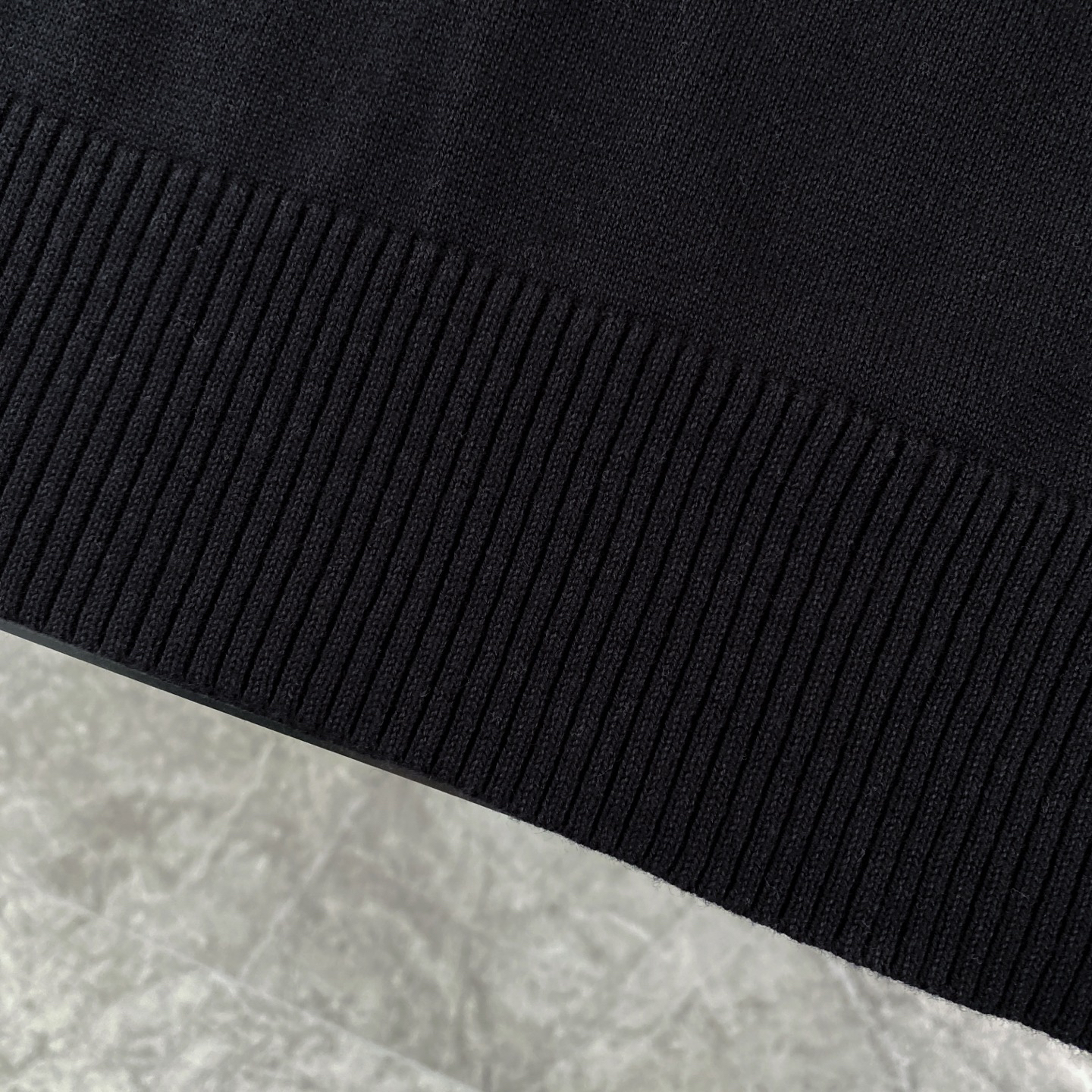 フェンディ「Fendi」2025SS サマーコレクション メンズ ラウンドネック ニット ショートスリーブ