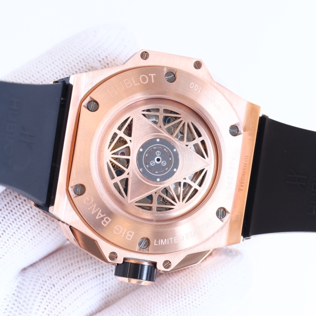 ウブロ「Hublot」ビッグバン サンブルーII タトゥー クロノグラフ ウォッチ 45mm