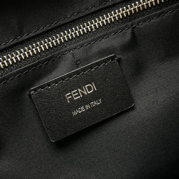 フェンディ「Fendi」 バグズ 7VZ070 バックパック
