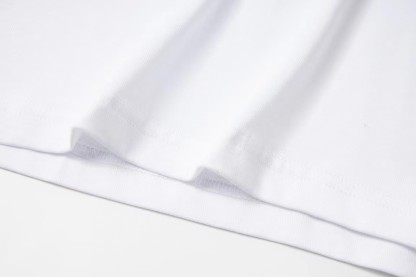 ヴェルサーチ「Versace」2024SS プレミアム プリントTシャツ