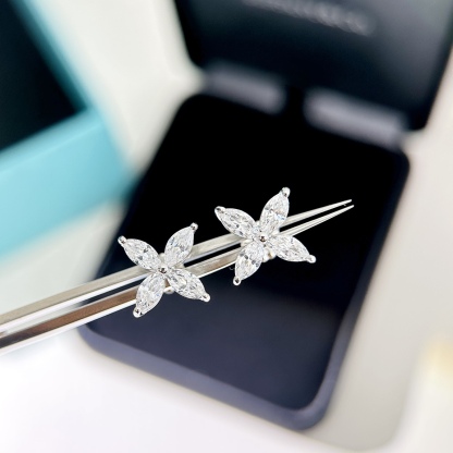 ティファニー「Tiffany & Co.」シリーズ マーキスカット フラワークラスター イヤリング