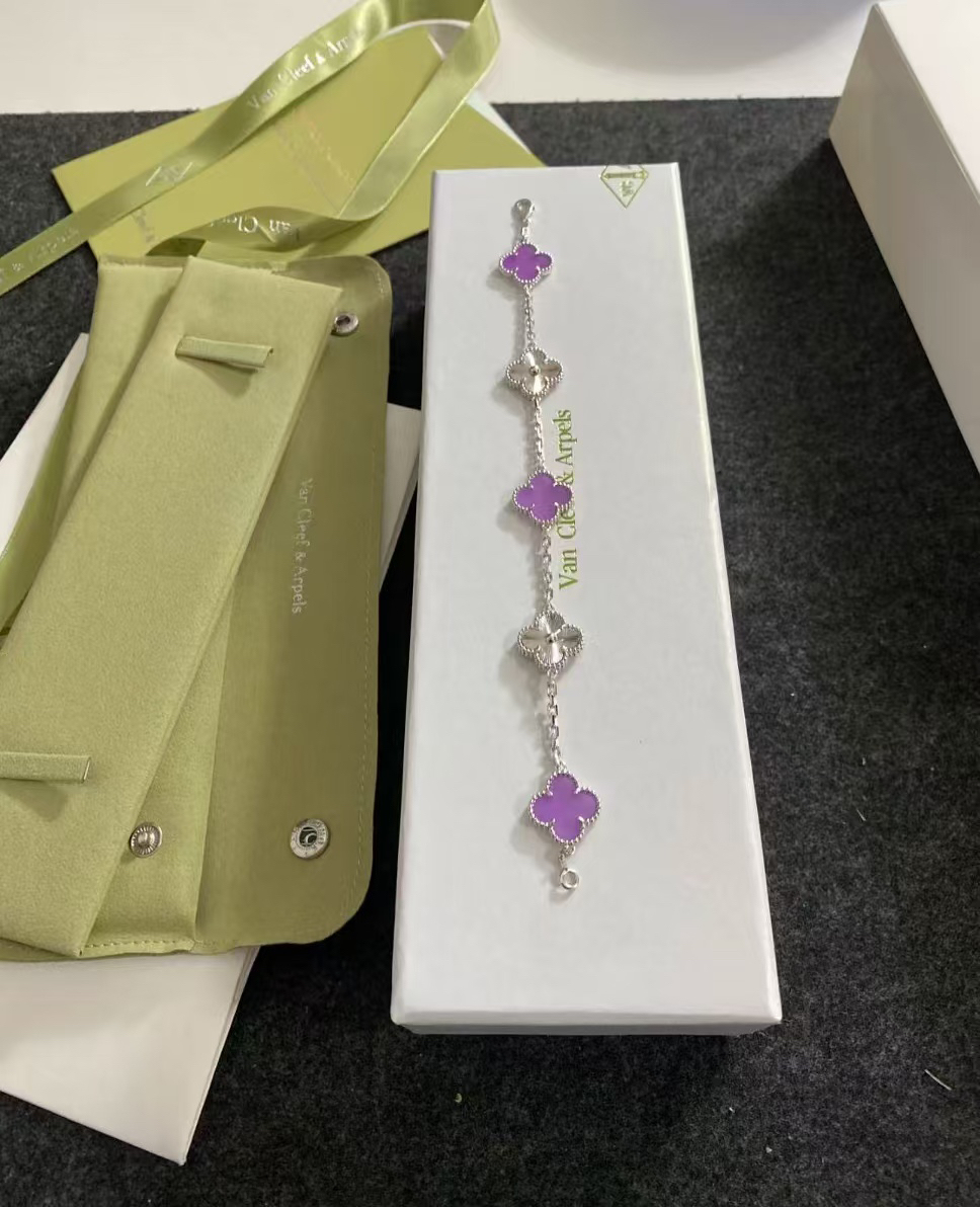 ヴァン クリーフ＆アーペル「Van Cleef & Arpels」Vintage Alhambra レーザーカット バイオレット 5モチーフ ブレスレット19.5cm