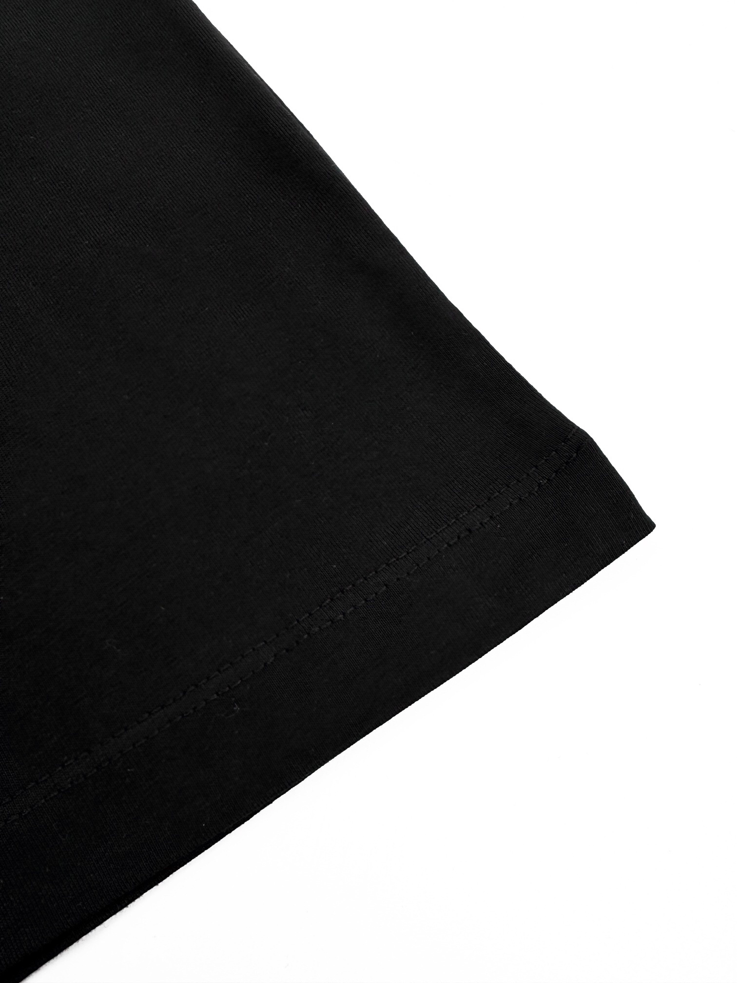 ヴェルサーチ「Versace」シグネチャー プリントTシャツ