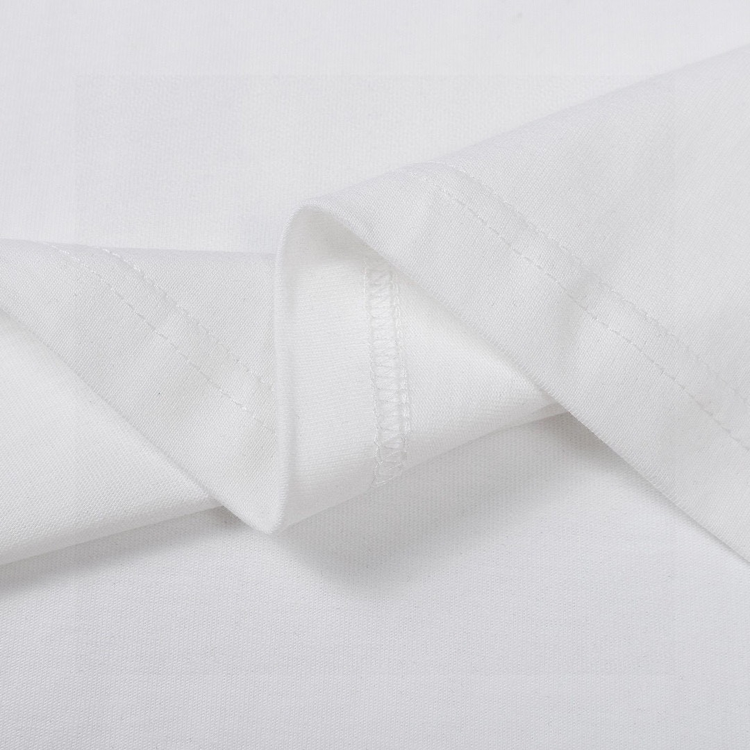 ヴェルサーチ「Versace」 ラグジュアリー メドゥーサ カラーTシャツ