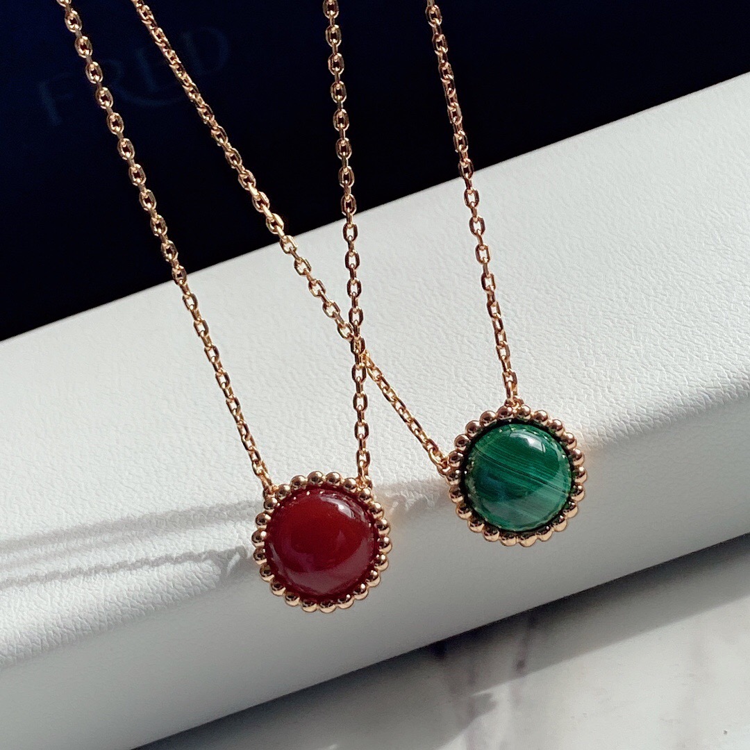 ヴァン クリーフ＆アーペル「Van Cleef & Arpels」 Perlée Couleurs ロングネックレス42cm