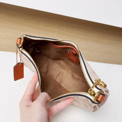 コーチ(Coach) ミラ ショルダー バッグ・ホース アンド キャリッジ プリント