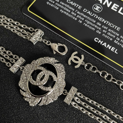シャネル「Chanel」ダブルCダイヤモンドネックレス