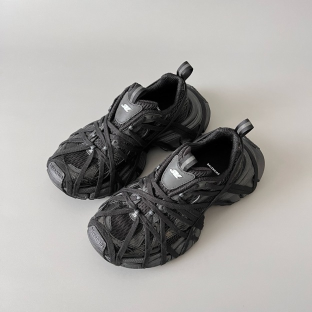 バレンシアガ「Balenciaga」Phantom Sneaker 3XL バンドデザイン ダディシューズ