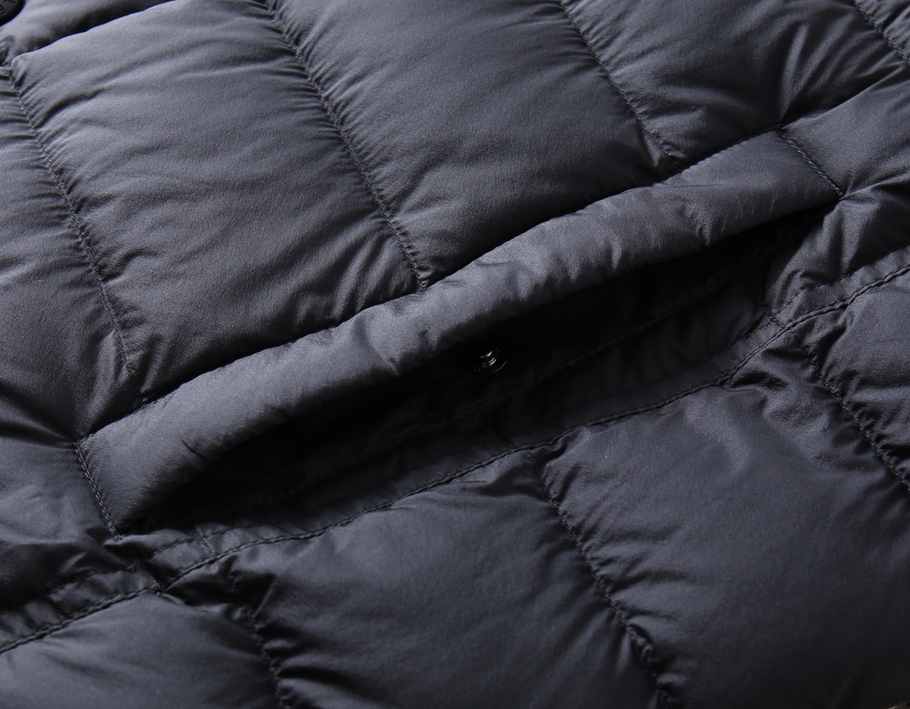 モンクレール「Moncler」秋冬 ダウンジャケット