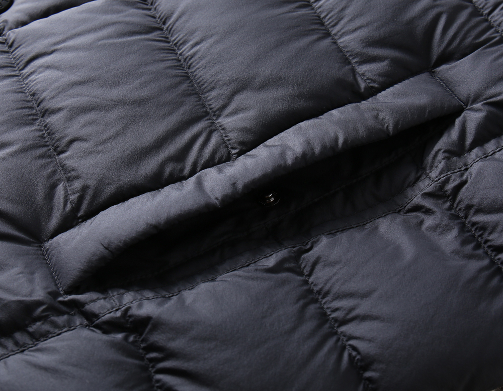 モンクレール「Moncler」秋冬 ダウンジャケット