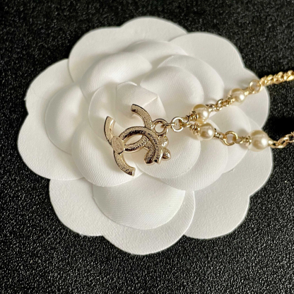 シャネル「Chanel」パール＆ダブルCブレスレット ブレスレット