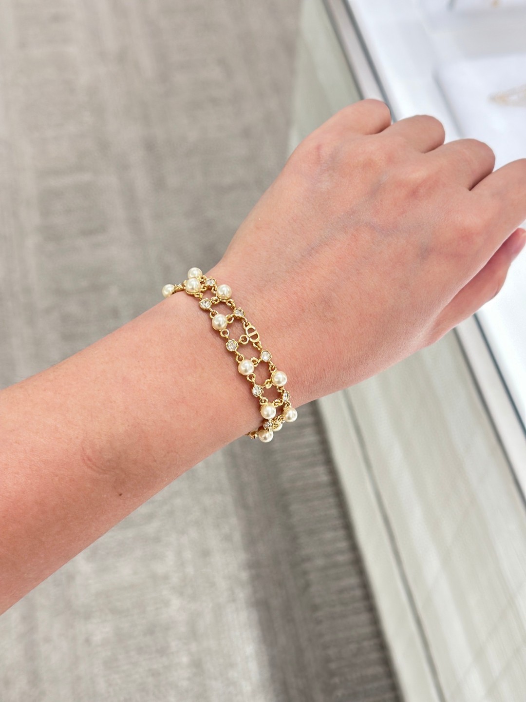 ディオール「Dior」ダブルレイヤービーズブレスレット