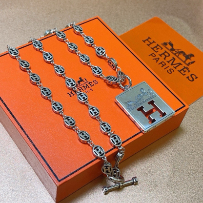 エルメス「Hermès」 Pop H ネックレス