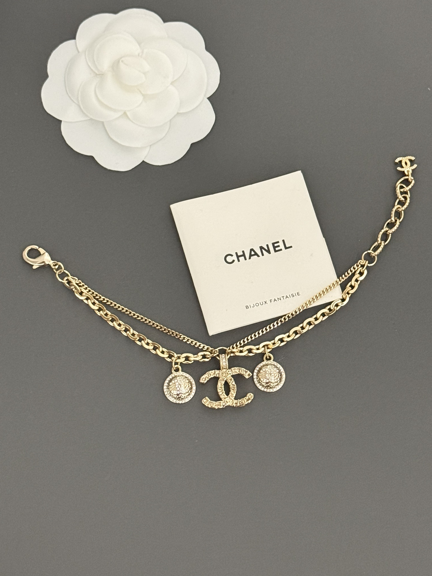 シャネル「Chanel」 レリーフ ダブルチェーン ブレスレット ブレスレット