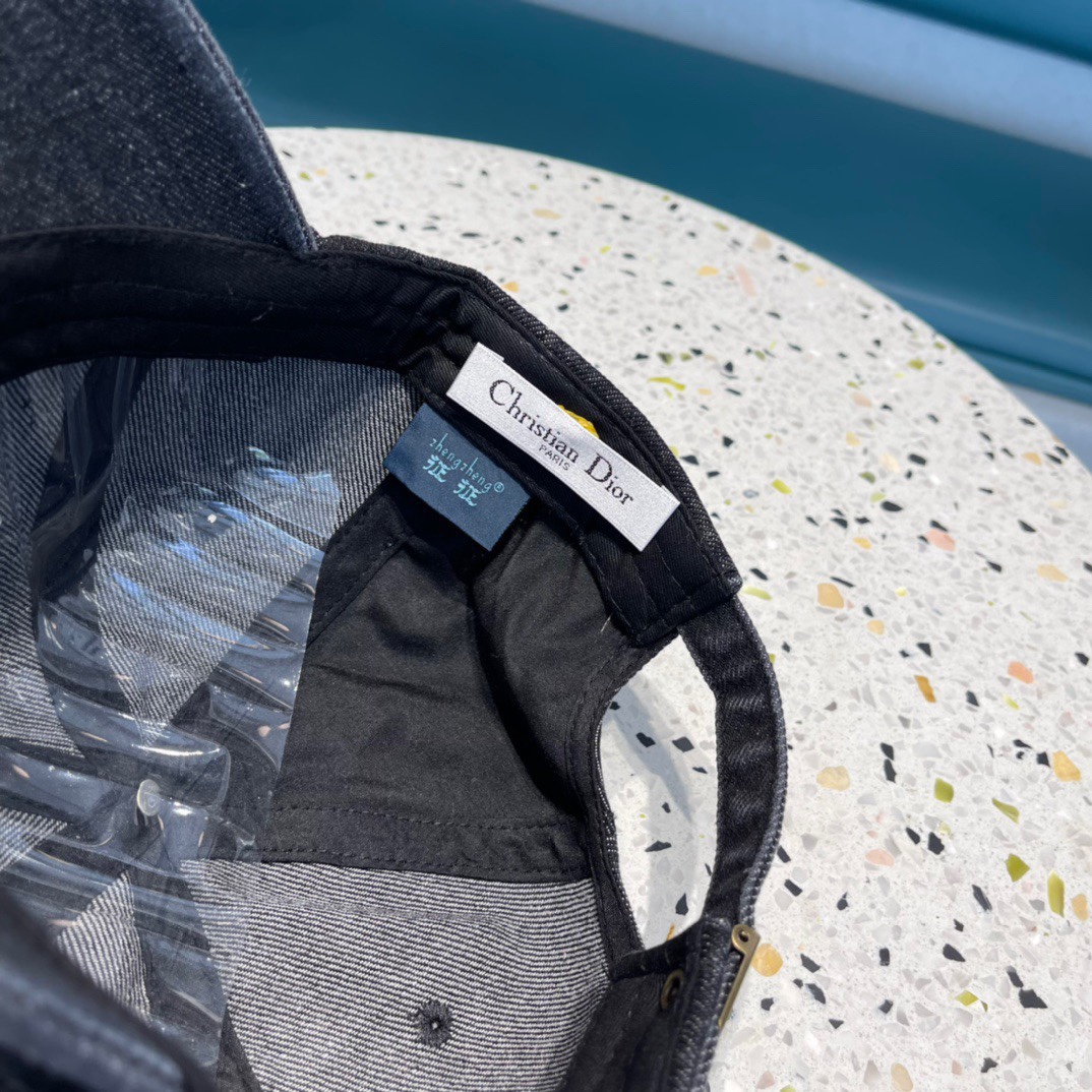 ディオール「Dior」2022 スプリングコレクション ベースボールキャップ