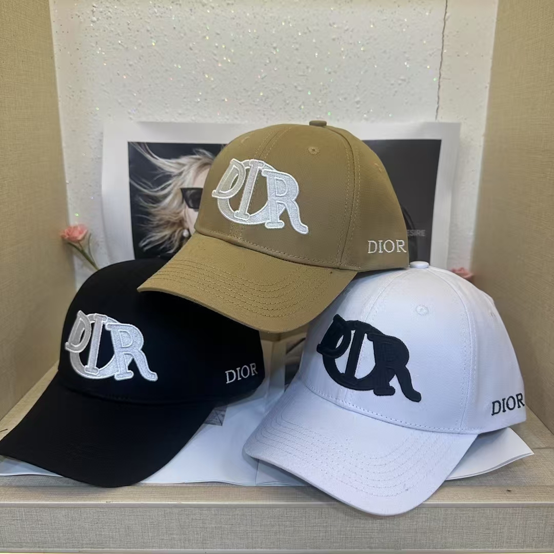 ディオール「Dior」2025 サマーコレクション ベースボールキャップ