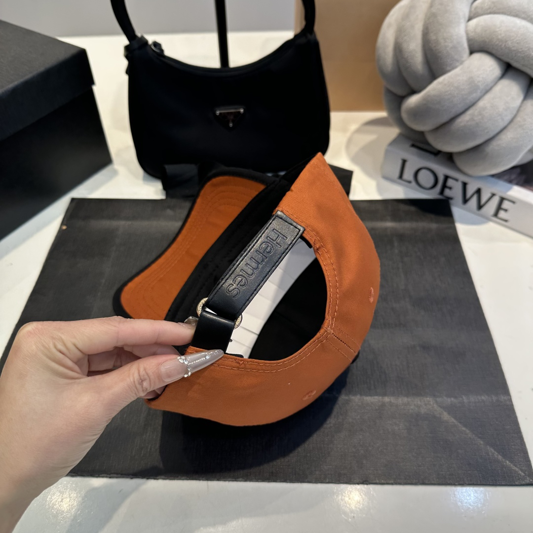 エルメス「Hermès」 Limited Edition エンブロイダリー ベースボールキャップ