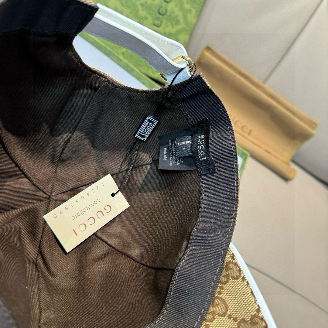 グッチ「Gucci」GGモノグラム ベースボールキャップ