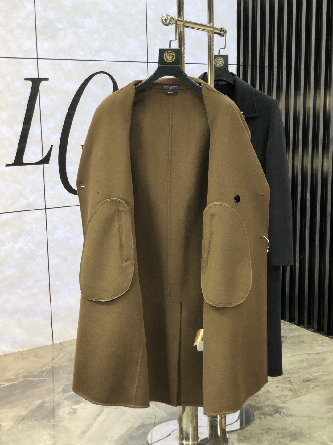 ルイ・ヴィトン「Louis Vuitton」メンズ カシミア オーバーコート