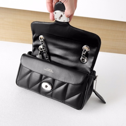 コーチ(Coach) タビー ショルダー バッグ 20 - キルティング CP149