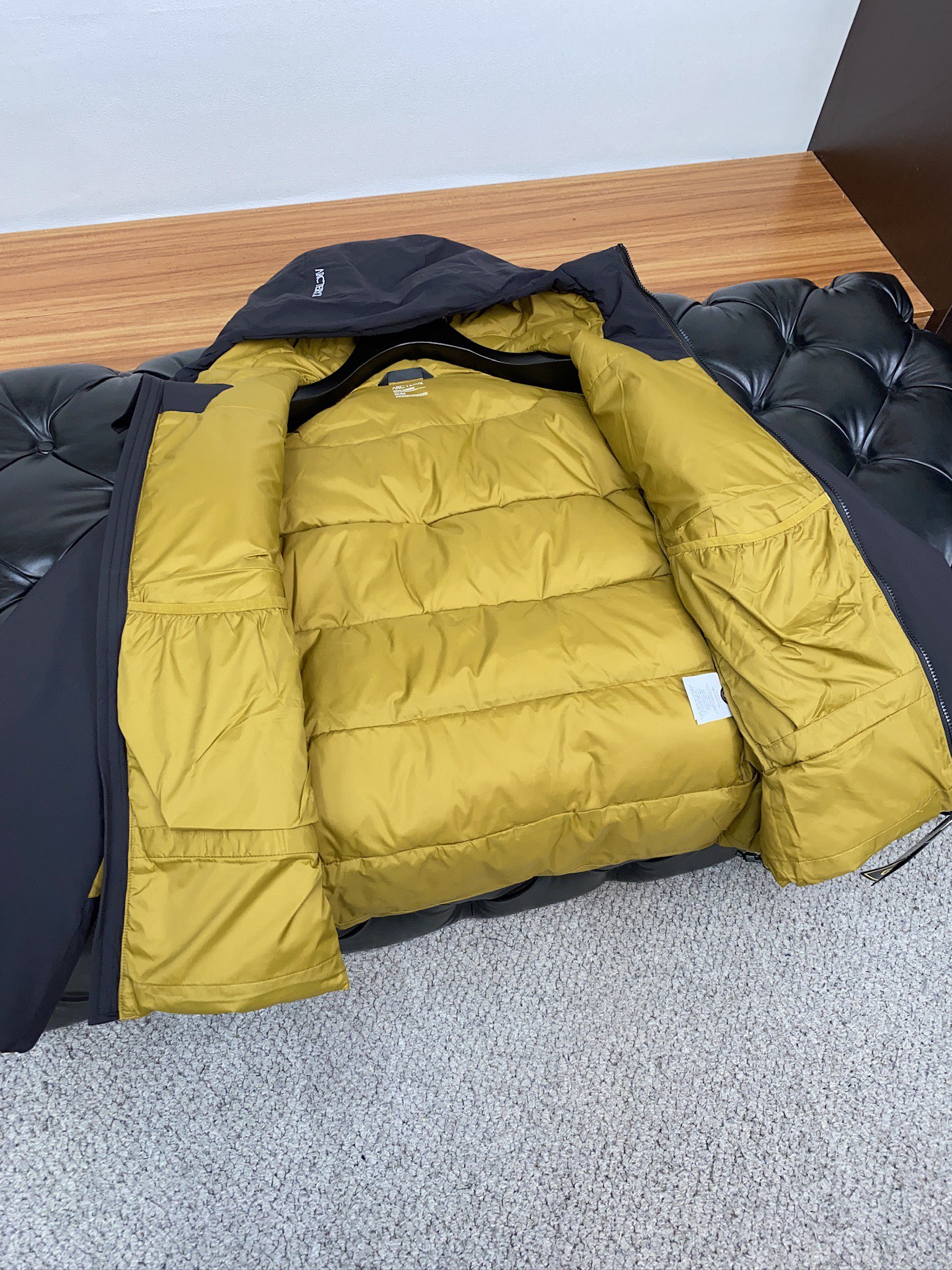 アークテリクス「ARC'TERYX」Thorium SV ダウンジャケット メンズ