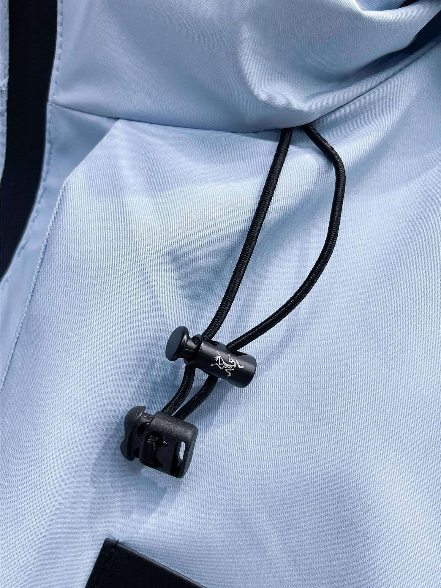 アークテリクス「ARC'TERYX」カラーブロック ダウンジャケット