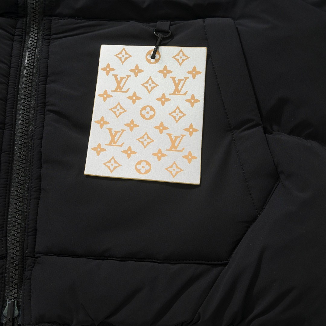 ルイ・ヴィトン「Louis Vuitton」ダブルフェイス レザーパッチ ダウンジャケット