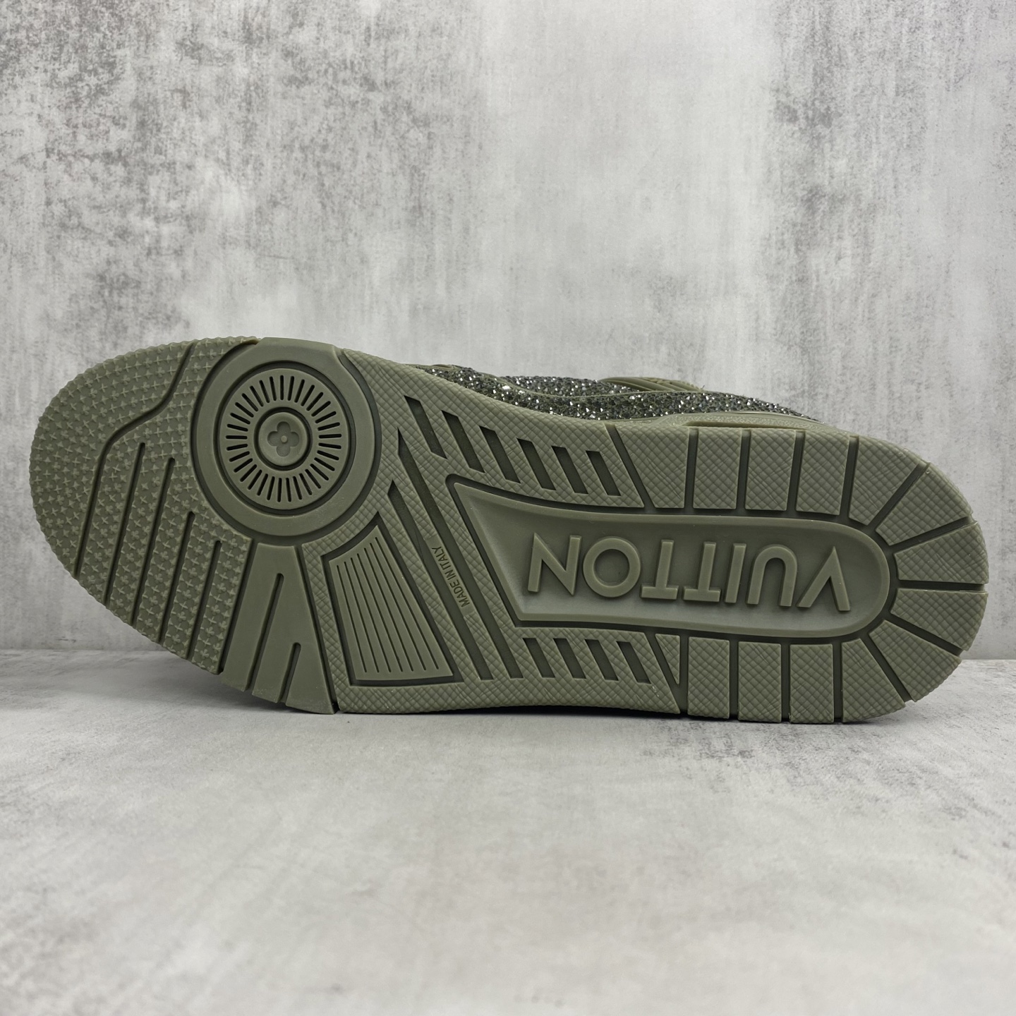 「コラボモデル」Louis Vuitton x Trainer 2025 スプリングコレクション スニーカー
