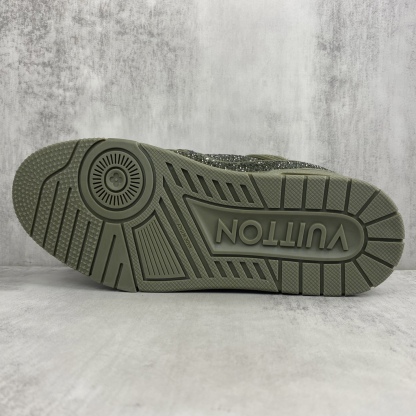 「コラボモデル」Louis Vuitton x Trainer 2025 スプリングコレクション スニーカー