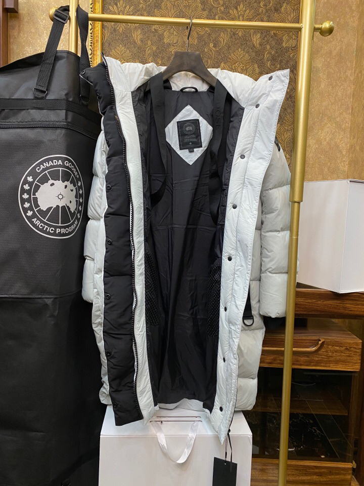 カナダグース「Canada Goose」 ユニセックス エクストリームコールドダウンコート