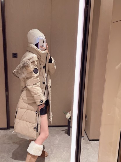 カナダグース「Canada Goose」シベリアンコヨーテファー ダウンコート