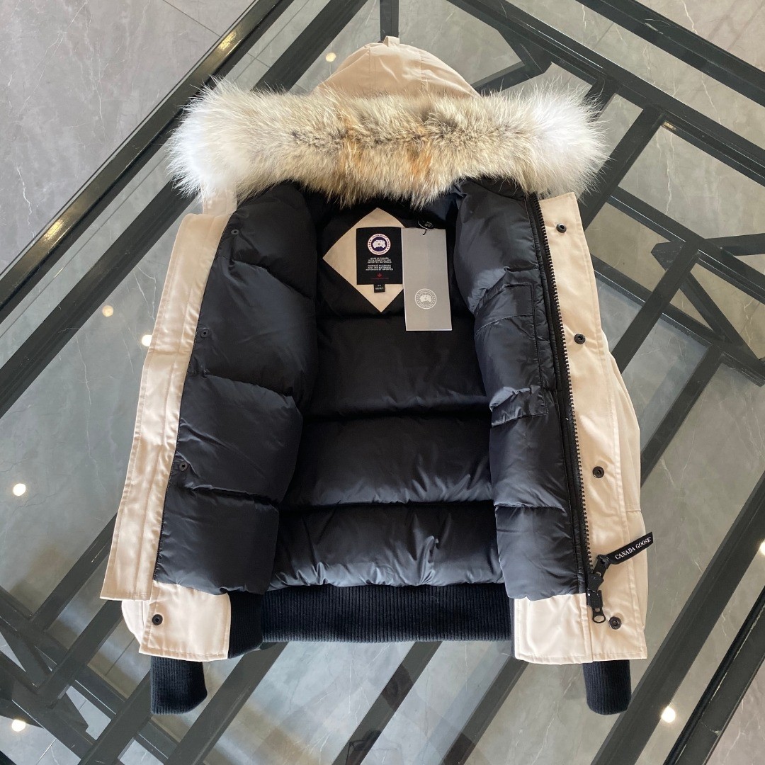 カナダグース「Canada Goose」フライトジャケット