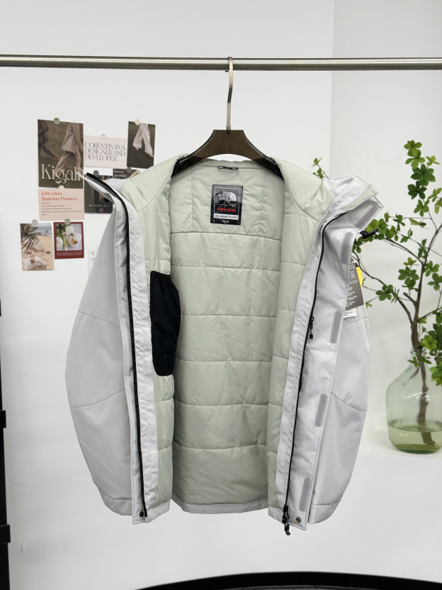 ザ・ノースフェイス「The North Face」Himalayan 3-in-1 GORE-TEX ダウンジャケット