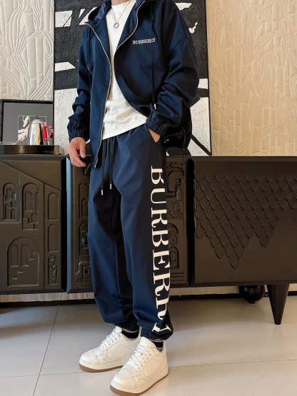 バーバリー「Burberry」秋冬 メンズ  カジュアルスポーツセット