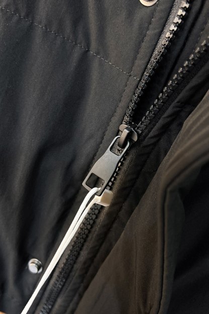 バレンシアガ「Balenciaga」‌2024 ss大爆型ファッションダウンジャケット