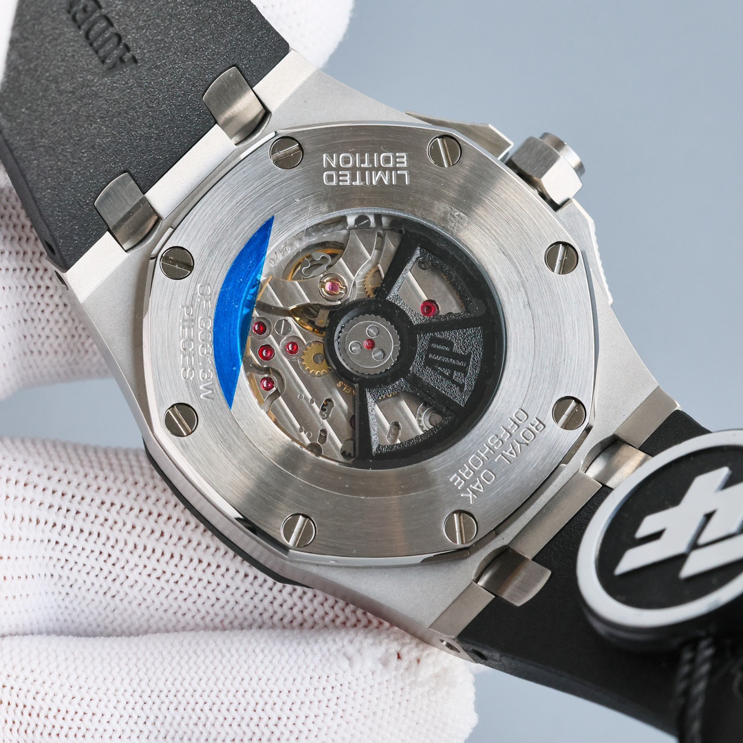 オーデマ・ピゲ「Audemars Piguet」ロイヤル オーク オフショア 15600 ミュージック スペシャルエディション クロノグラフ 腕時計43mm
