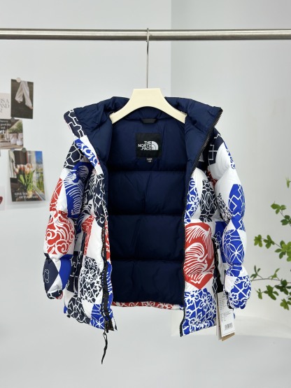 ザ・ノースフェイス「The North Face」1996 Nuptse キッズ ダウンジャケット
