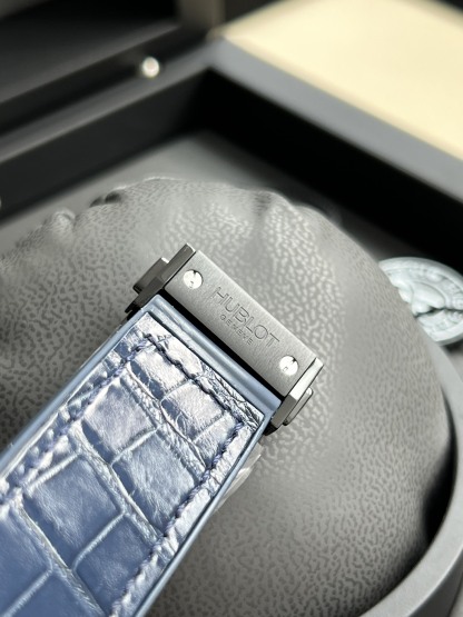 ユーボット「Hublot」OT Classic Fusion 腕時計42cm