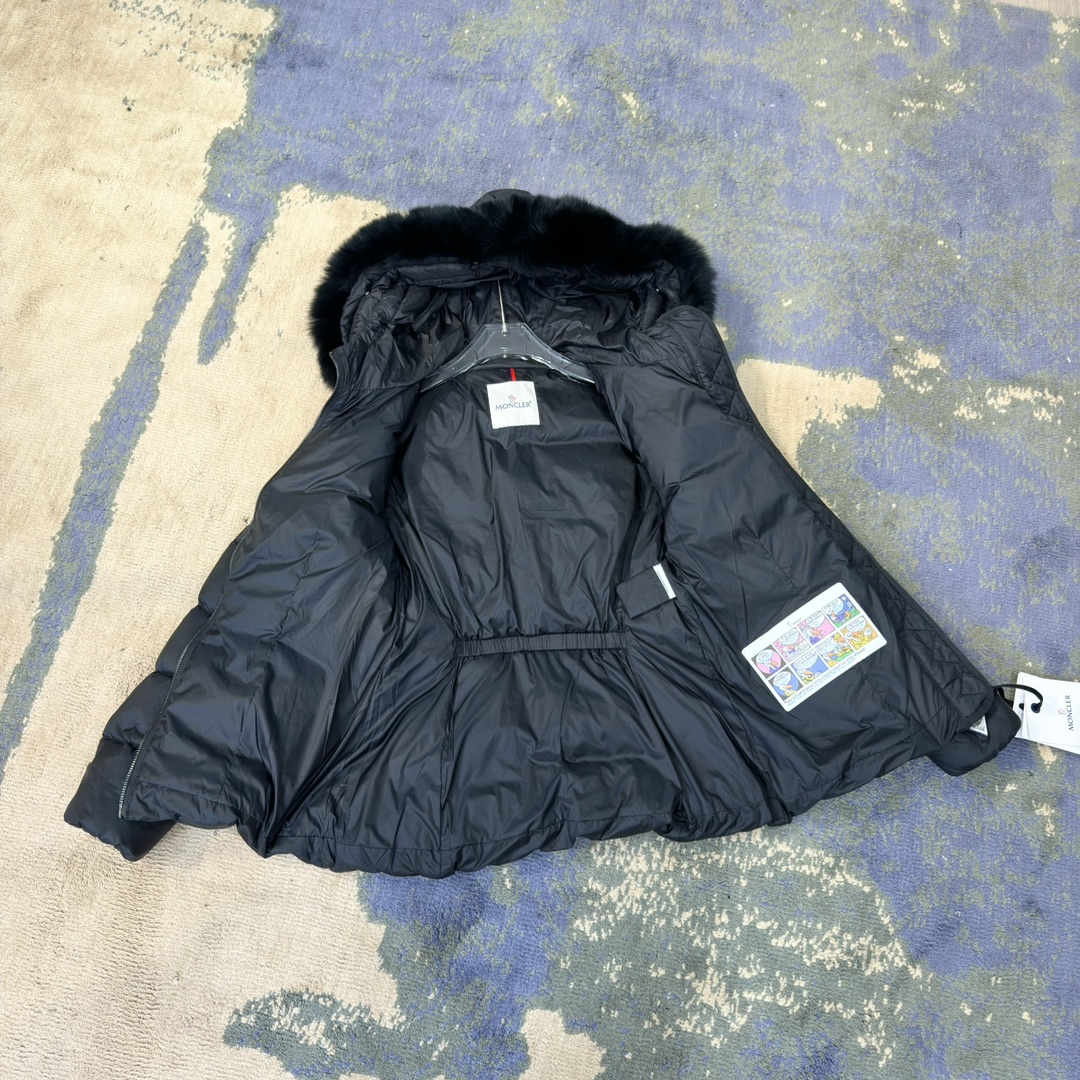 モンクレール「Moncler」シェルパトリム ベルテッド ダウンジャケット レディース