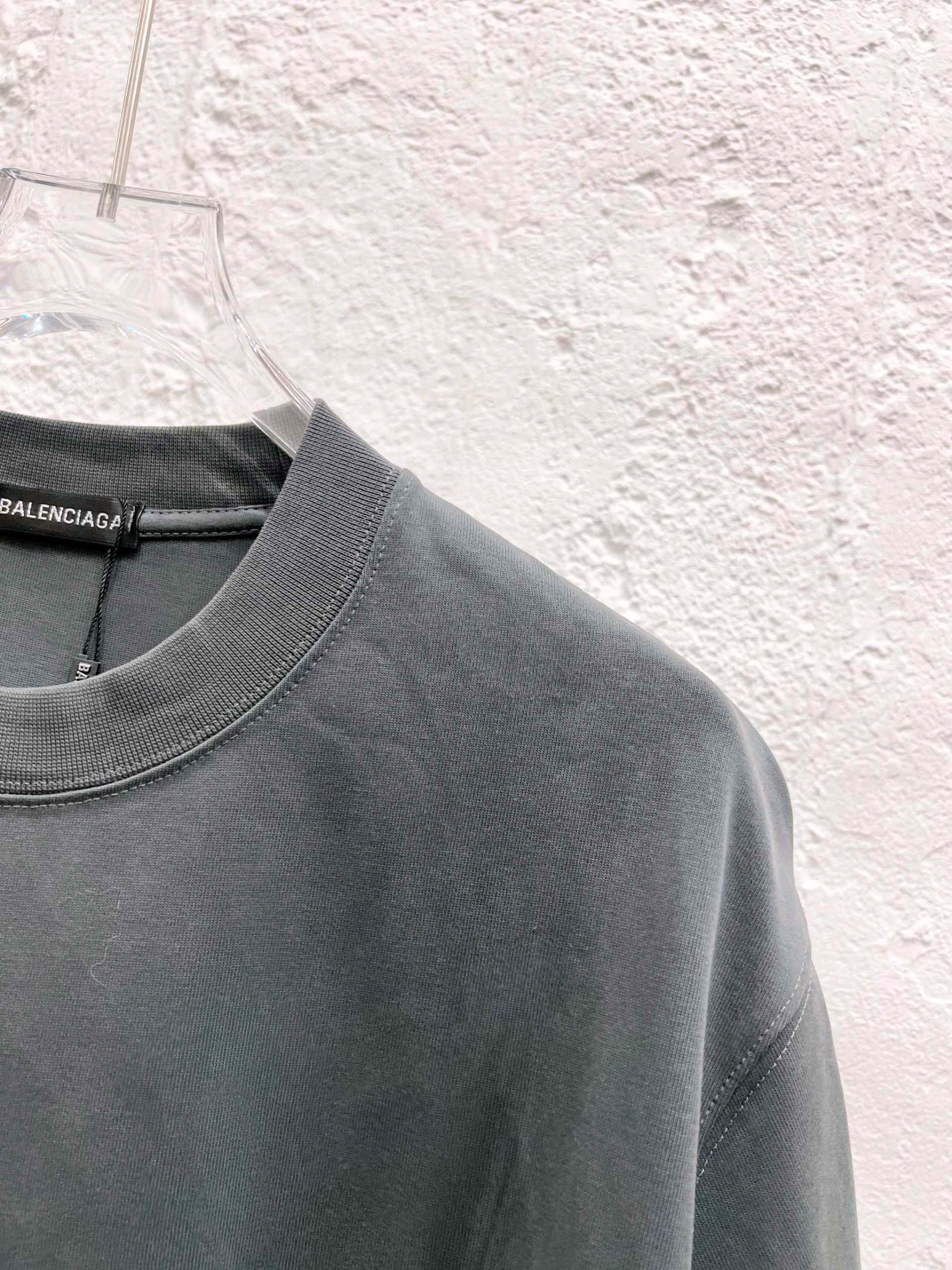 バレンシアガ「Balenciaga」ハイネックプレミアムコットン半袖Tシャツ