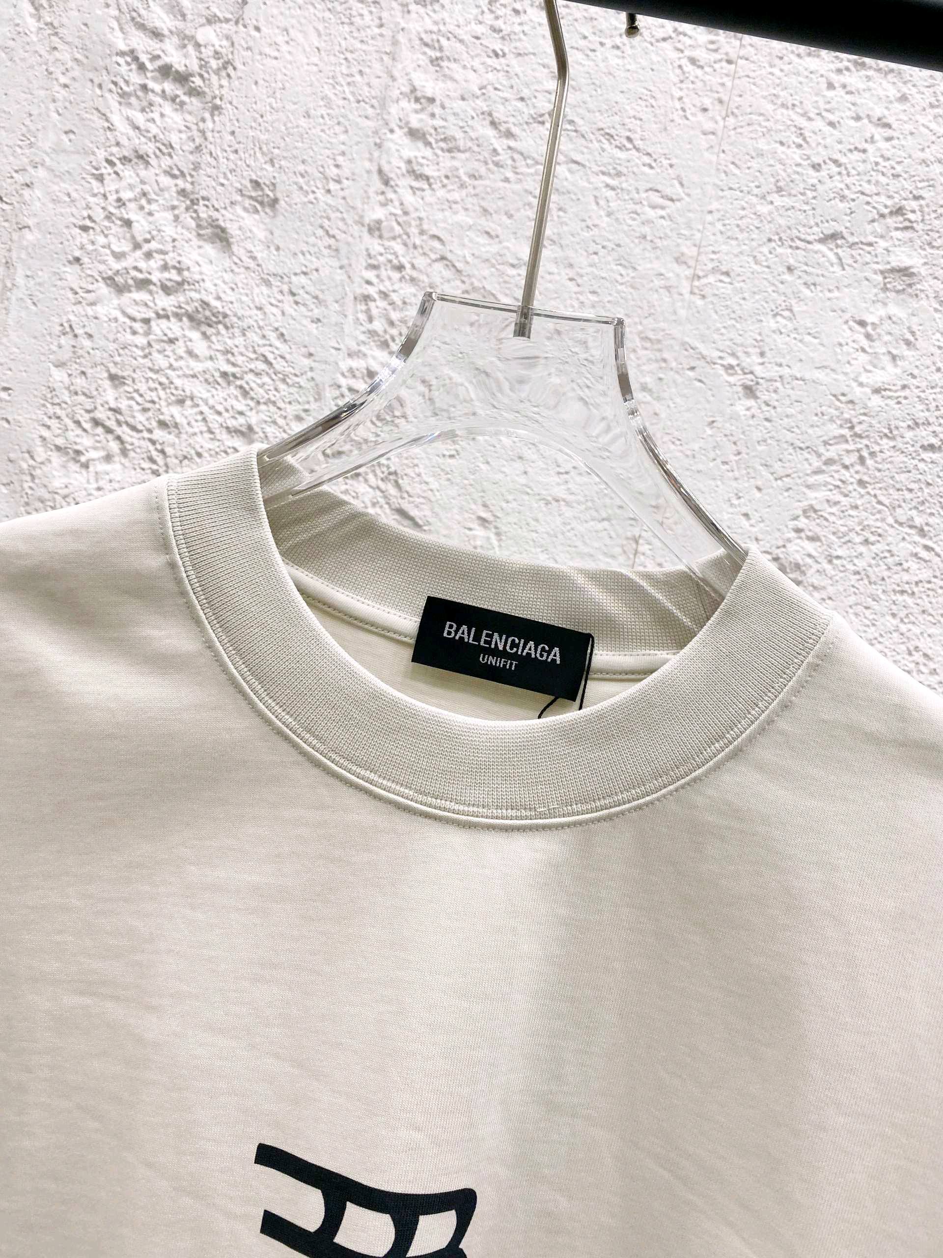 バレンシアガ「Balenciaga」ハイネックプレミアムコットン半袖Tシャツ